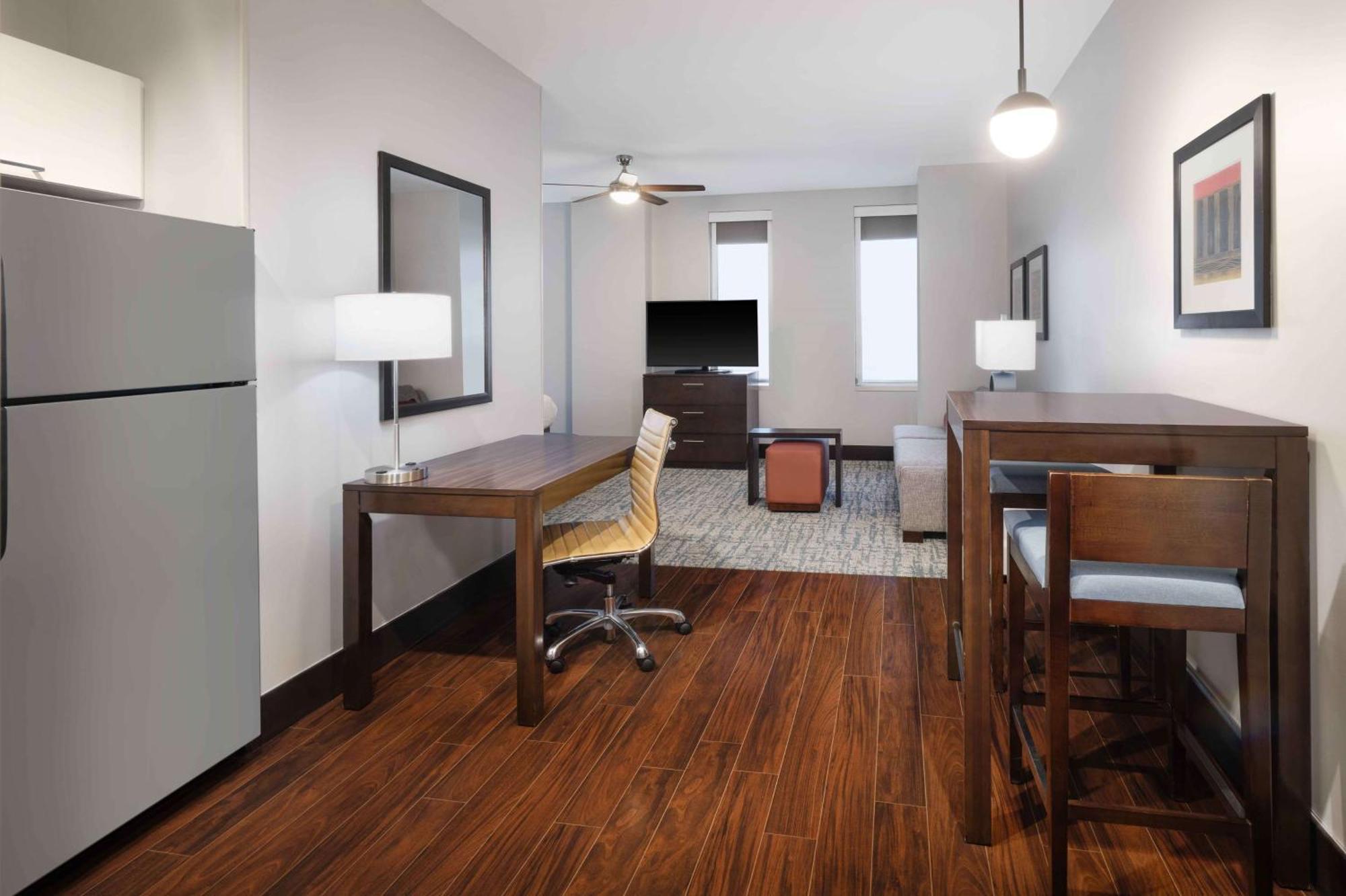 Homewood Suites- Denver Downtown Convention Center Exterior photo